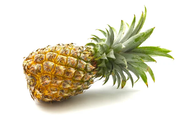 Izolované z ovoce ananas na bílém pozadí — Stock fotografie