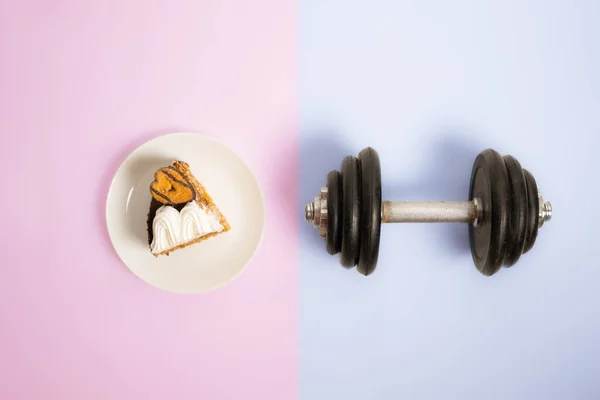 Comer Alimentos Dulces Carbohidratos Lugar Hacer Deportes Atletismo Una Pesada — Foto de Stock