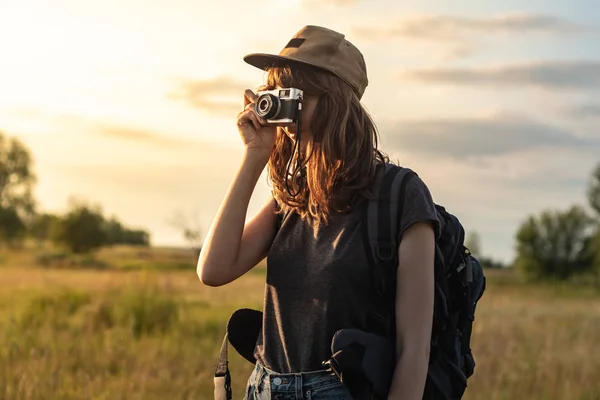 Young Female Tourist Taking Photo Hiking Trip Woman Backpack Stands — Stock Photo, Image