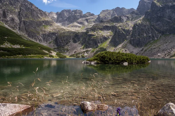Όμορφη θέα της λίμνης βουνό του High Tatras. Πολωνία — Φωτογραφία Αρχείου