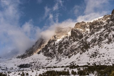 Panorama mountain kış manzarası. Tatry. Slovakya