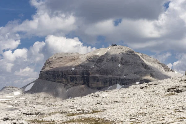 Piz Boe görünümünü. Dolomites. İtalya.