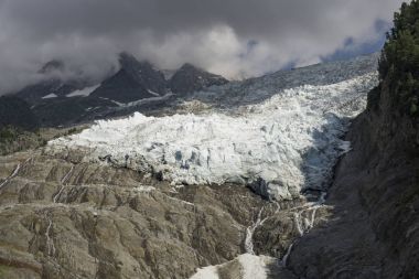 Bossons Buzulu. Fransız Alpleri. Chamonix..