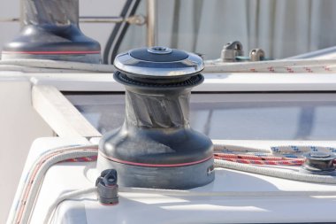 Yelkende vinç detay