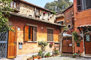 Belirti, ortaçağ köyü, Ostia Antica - İtalya