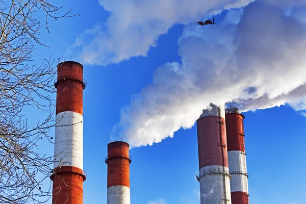 Buhar üretim olan Termik Santrali Baca