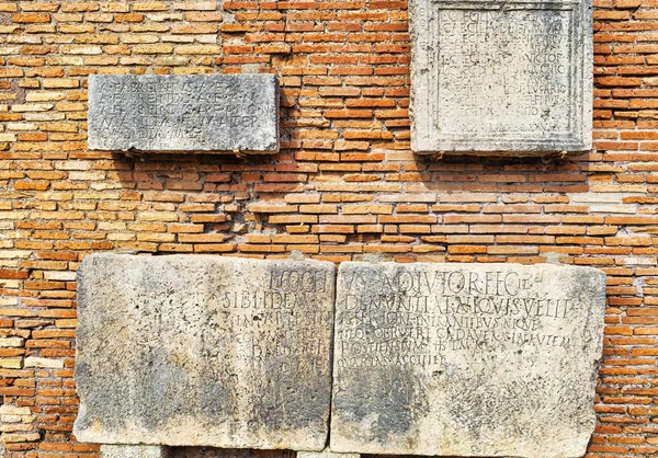 Az Ostia Antica régészeti ásatások: római fal marb — Stock Fotó