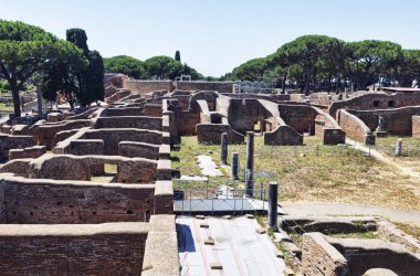 Ostia Antica Roma arkeolojik kazılarda Panorama