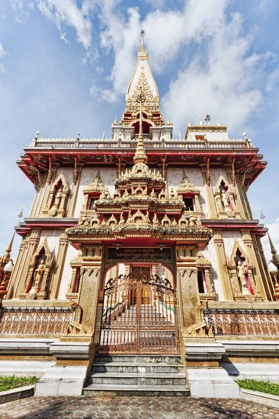 Храм Ват Чалонг в Пухкете - Таиланд — стоковое фото
