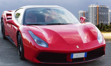  Lüks model süper kırmızı spor araba Ferrari 488 Gtb