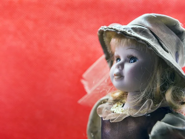 Potret Profil Dengan Fokus Selektif Dari Boneka Vintage Porselen Yang — Stok Foto