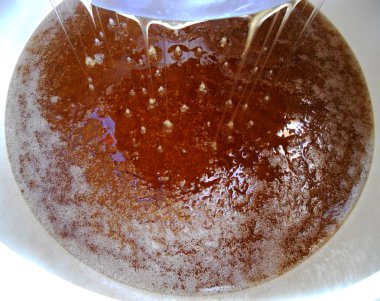 Fotoğraf gösterileri: arı kovanı, tatlım nektar, kovan kanatlı oğul arı, petek, balmumu, özel arı kovanı, arıcı, balmumu. Arı kovanı bal beeswaxes, peteğin, arıcılar için. Apiculture kovan petek oluşur.