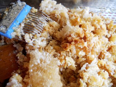 Fotoğraf gösterileri: arı kovanı, tatlım nektar, kovan kanatlı oğul arı, petek, balmumu, özel arı kovanı, arıcı, balmumu. Arı kovanı bal beeswaxes, peteğin, arıcılar için. Apiculture kovan petek oluşur.