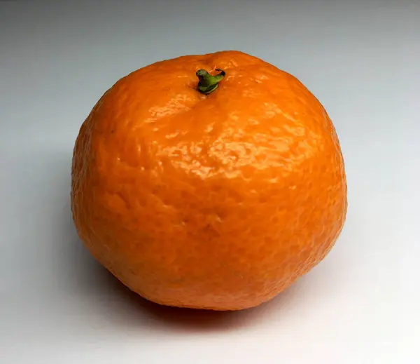 Photo Shows Whole Ripe Citrus Fruit Mandarin Isolated Closeup White — Stock Photo, Image