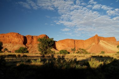 Taşlaşmış dunes adlı günbatımı