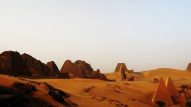 Meroe piramitleri
