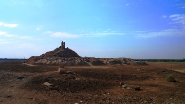 Ziggurat Birs Nimrud, Borsippa, Irak'ın dağ