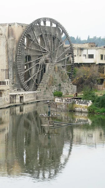 Rodas industrial em Hama, Síria — Fotografia de Stock