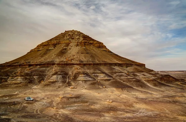 Montaña cerca del oasis de Bahariya, Egipto — Foto de Stock
