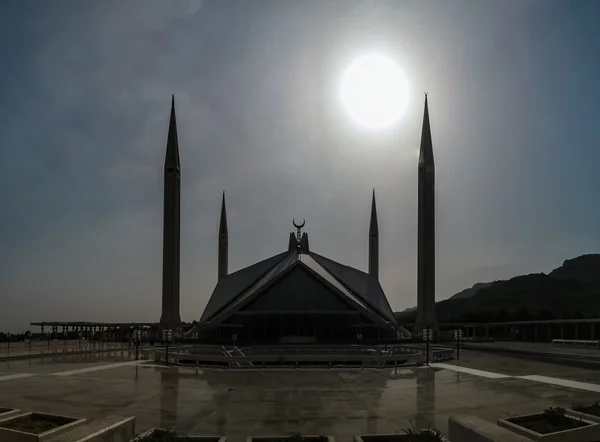 Mezquita Faisal en la capital de Islamabad, Pakistán — Foto de Stock