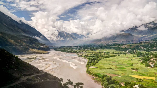 Kunar aka Chitral ou rio Kama, província de Khyber Pakhtunkhwa Paquistão — Fotografia de Stock