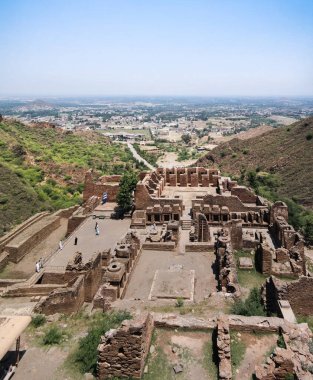 Taht-i-Bhai Pers sit alanı ve Budist manastır Pakistan