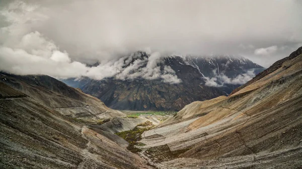 Panorama Mastuj rzeki i doliny, w pobliżu Shandur pass, Pakistan — Zdjęcie stockowe