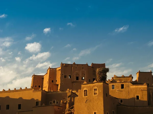 Vista a Ouarzazate ciudad vieja aka kasbah, nido de grulla Marruecos — Foto de Stock