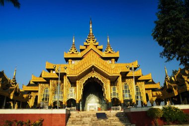 Chaukhtatgyi Buda Tapınağı, Yangon Myanmar dış görünümü