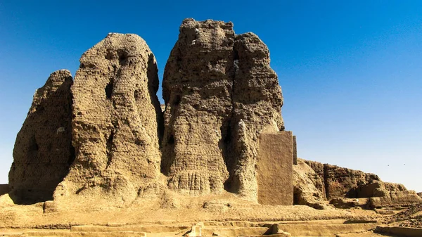 Vista al templo de Deffufa Occidental en Kerma, Nubia Sudán —  Fotos de Stock