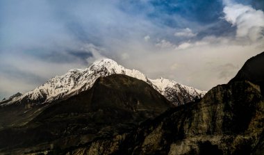 Rakaposhi zirveye, Karakurum Dağları Pakistan görüntülemek