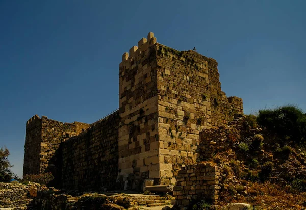 Ruínas de cruzados forte em Byblos, Jubayl Líbano — Fotografia de Stock