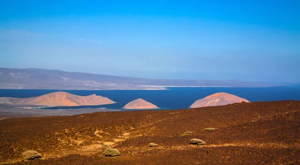 Záliv Tadjoura, Ghoubet jezero a cukrovka ostrov Džibutsko — Stock fotografie
