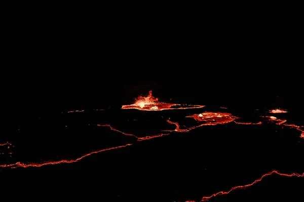 Panorama Erta Ale sopečného kráteru, tání láva, Danakil deprese, Etiopie — Stock fotografie