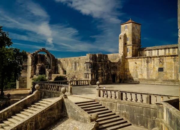 Exterior de la Iglesia Templaria del Convento de la Orden de Cristo, Tomar, Portugal — Foto de Stock