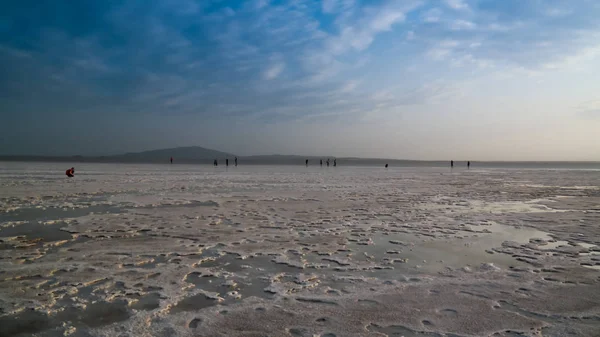 日落时分，基尔远方埃塞俄比亚盐湖安卡拉 aka 湖 Assale 或双雄 — 图库照片