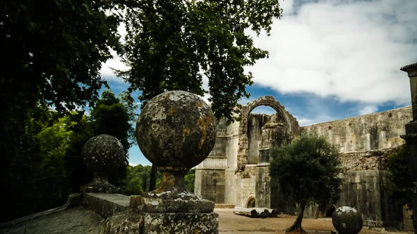 Exterior de la Iglesia Templaria del Convento de la Orden de Cristo, Tomar, Portugal — Foto de Stock