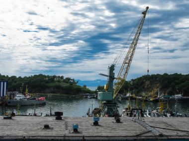 Petropavlovsk Kamchatsky bağlantı noktası ve Avachinskaya bay, Kamçatka, Rusya Federasyonu