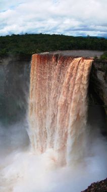 Kaieteur şelale, biri en uzun Dünya, potaro Nehri, Guyana düşüyor