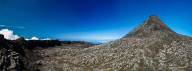 Panorama içinde Piquinho doruk, Azores, Portekiz ve Pico yanardağ krater