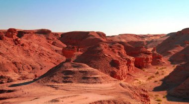 Buttes Razazza kurutulmuş kıyı Gölü aka Milh göl ya da deniz tuzu, Irak Panoraması