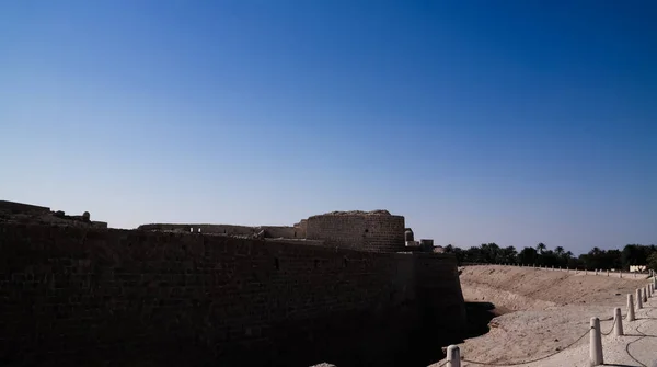 Ερείπια του φρουρίου του Qalat κοντά στο Μανάμα, Μπαχρέιν — Φωτογραφία Αρχείου