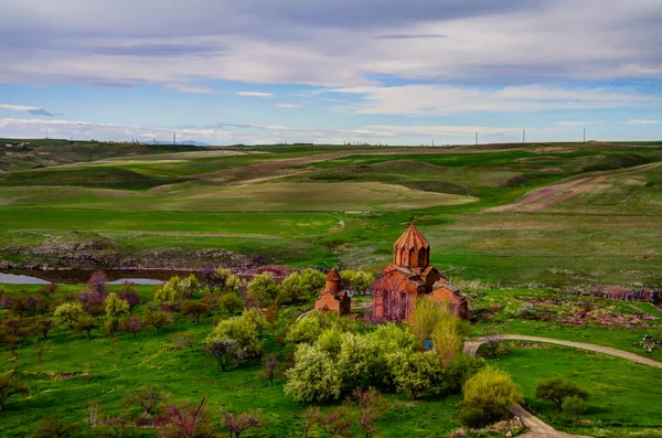 Vista exterior para a Igreja de Marmashen, Shirak, Armênia — Fotografia de Stock