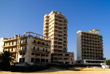 Dış görünümüne varoşa, terk edilmiş ilçe Gazimağusa-Kuzey Kıbrıs