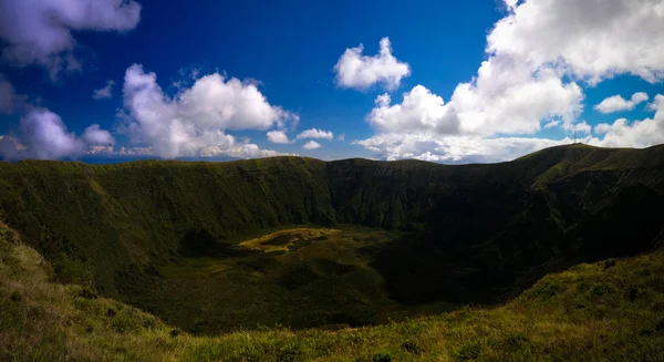 Flygfoto till Caldeira do Faial, ön Faial, Azorerna, Portugal — Stockfoto