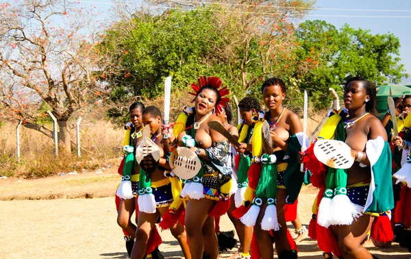 Swaziland Ladies : Traditional Attire Of The Swazi Women African Full Facts Facebook