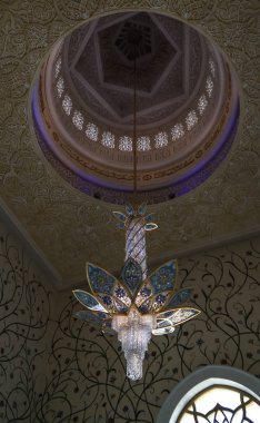 Sheikh Zayed Camisi, Abu Dhabi, Birleşik Arap Emirlikleri için iç ayrıntılarını