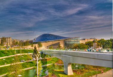 Manzara modern park Zaryadye ve Filarmoni Orkestrası, konser salonu, Moskova, Rusya Federasyonu