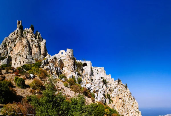Exterior del Castillo de Saint Hilarion, Kirenia, Norte de Chipre — Foto de Stock