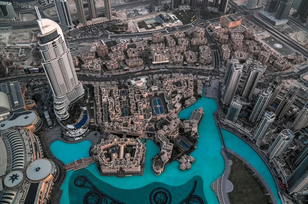Naplemente panoráma nyílik a Dubai felhőkarcoló, Egyesült Arab Emírségek — Stock Fotó